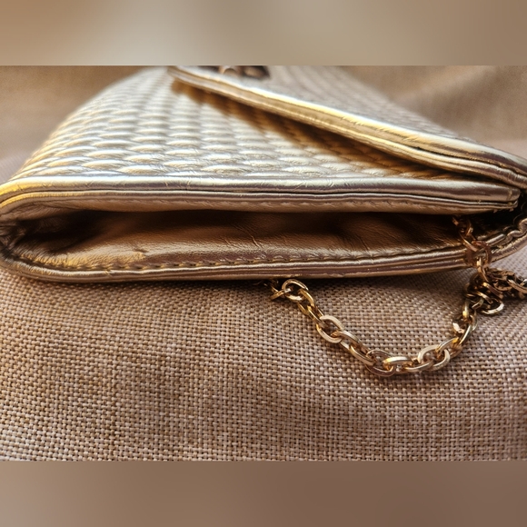 Authentic Urban Expressions Gold Vegan Quilted Evening Clutch with Chain - Picture 11 of 13
